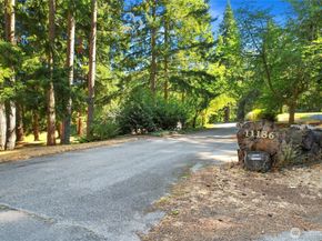 11186 Blue Pond Place NE, Bainbridge Island WA 98110