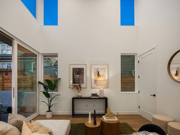 2651 41st Avenue SW, Seattle WA 98116
