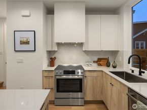2651 41st Avenue SW, Seattle WA 98116