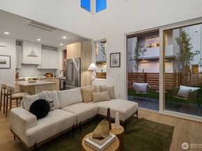 2651 41st Avenue SW, Seattle WA 98116