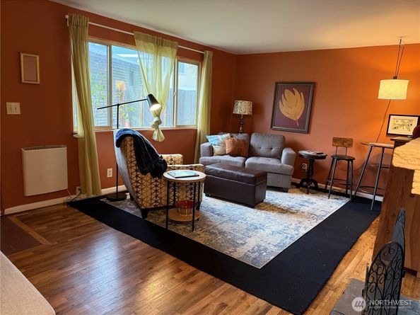 9624 Renton Avenue S A, Seattle WA 98118