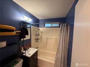 9624 Renton Avenue S A, Seattle WA 98118