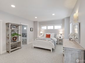 737 Village Circle NW, Bainbridge Island WA 98110