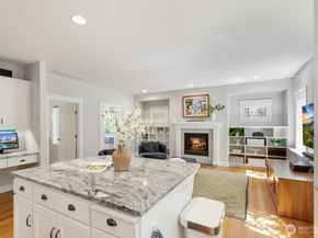 737 Village Circle NW, Bainbridge Island WA 98110