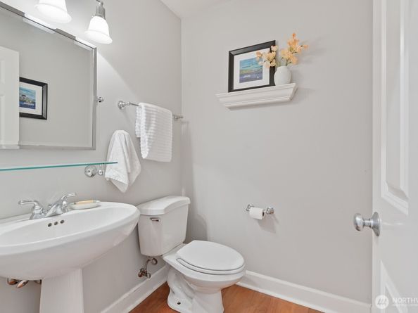 737 Village Circle NW, Bainbridge Island WA 98110