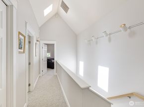 737 Village Circle NW, Bainbridge Island WA 98110