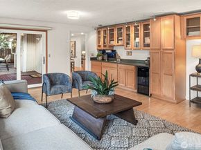15126 NE 67th Place, Redmond WA 98052