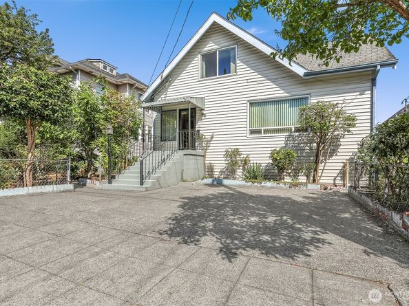 4022 Woodland Park Avenue N, Seattle WA 98103