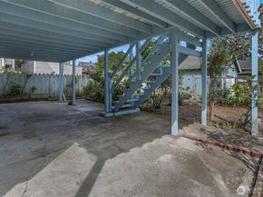 4022 Woodland Park Avenue N, Seattle WA 98103