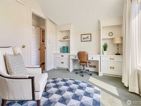 4022 Woodland Park Avenue N, Seattle WA 98103
