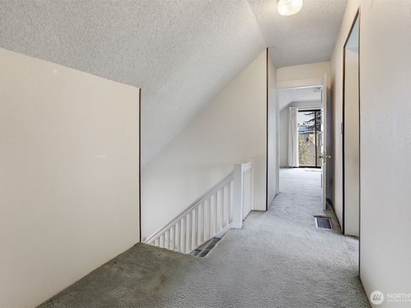 4022 Woodland Park Avenue N, Seattle WA 98103