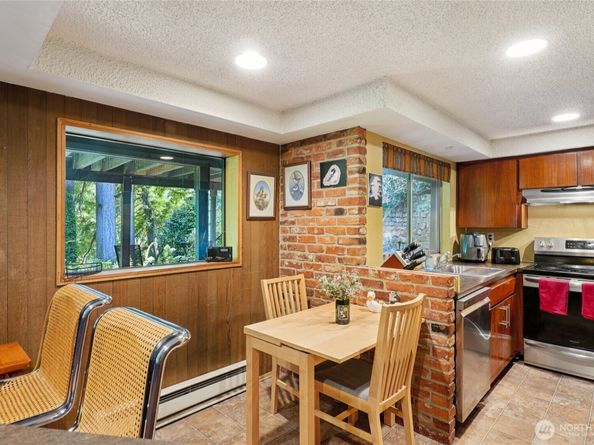19419 Grannis Road, Bothell WA 98012