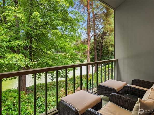 6356 138th Avenue NE 213, Redmond WA 98052