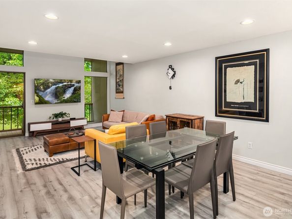 6356 138th Avenue NE 213, Redmond WA 98052