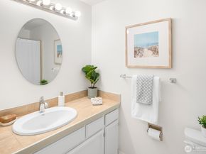 11828 NE 103rd Place, Kirkland WA 98033