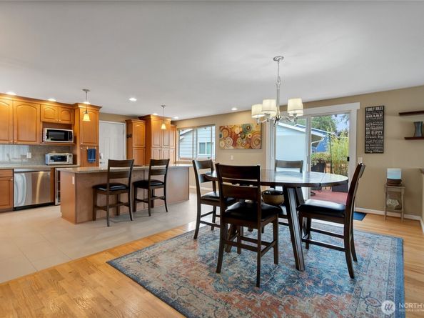 2231 S 291st Street, Federal Way WA 98003