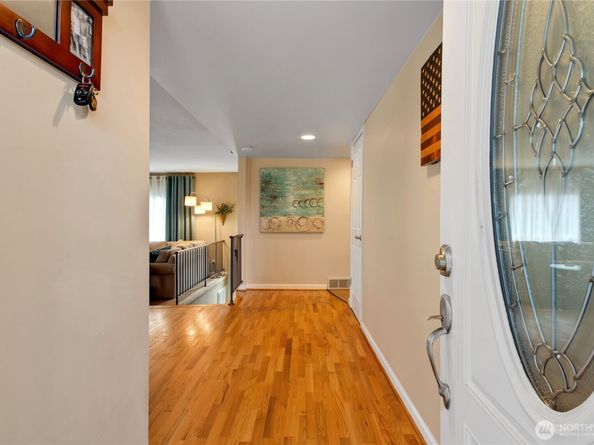 2231 S 291st Street, Federal Way WA 98003