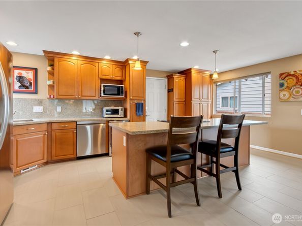 2231 S 291st Street, Federal Way WA 98003