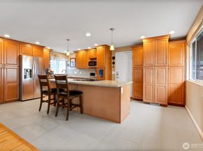 2231 S 291st Street, Federal Way WA 98003