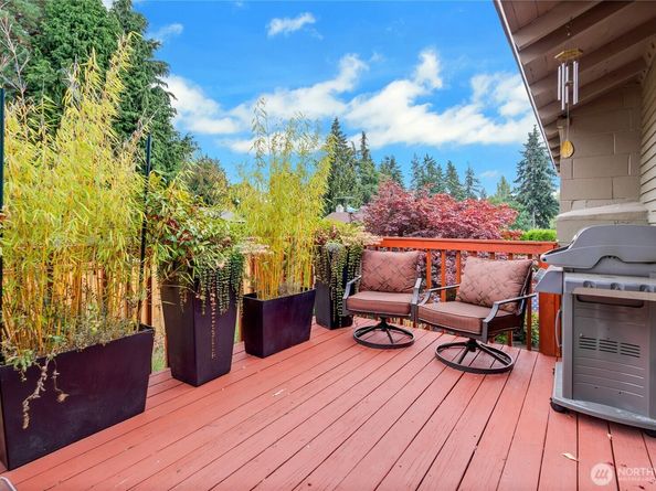 2231 S 291st Street, Federal Way WA 98003