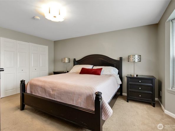 2231 S 291st Street, Federal Way WA 98003