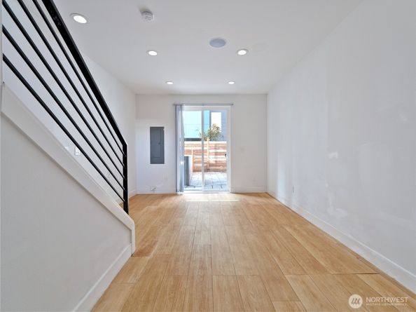 14023 Greenwood Avenue N C, Seattle WA 98133
