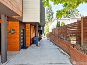 14023 Greenwood Avenue N C, Seattle WA 98133