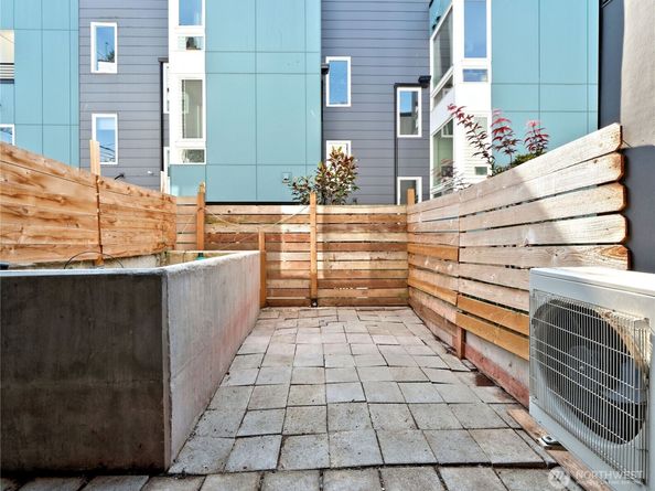 14023 Greenwood Avenue N C, Seattle WA 98133