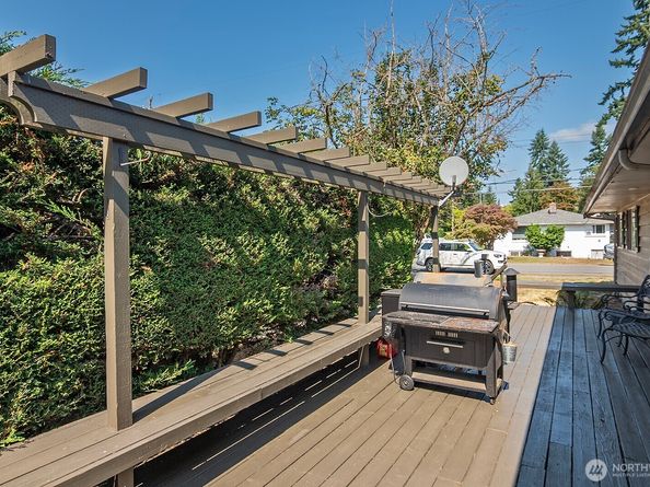 15002 4th Avenue S, Burien WA 98148