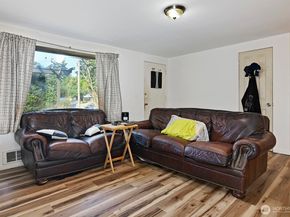15002 4th Avenue S, Burien WA 98148