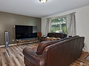 15002 4th Avenue S, Burien WA 98148