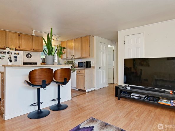 15002 4th Avenue S, Burien WA 98148