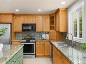 18150 60th Place NE, Kenmore WA 98028