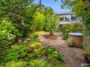235 10th Avenue W, Kirkland WA 98033