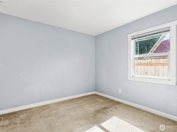 806 26th Place SE, Auburn WA 98002