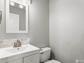 806 26th Place SE, Auburn WA 98002