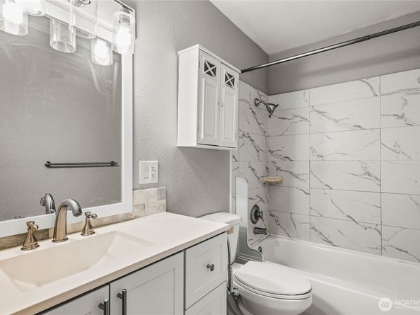 806 26th Place SE, Auburn WA 98002