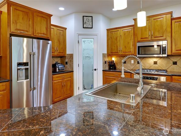 2440 Alaska Avenue E, Port Orchard WA 98366