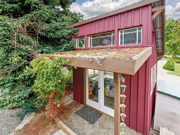 2440 Alaska Avenue E, Port Orchard WA 98366
