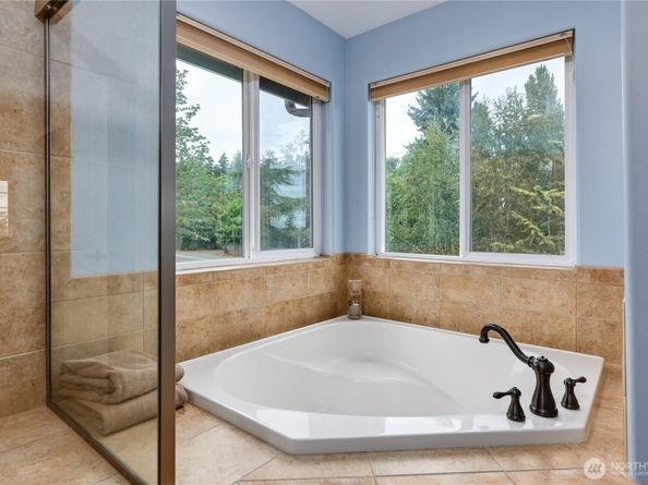2440 Alaska Avenue E, Port Orchard WA 98366