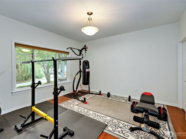 2440 Alaska Avenue E, Port Orchard WA 98366
