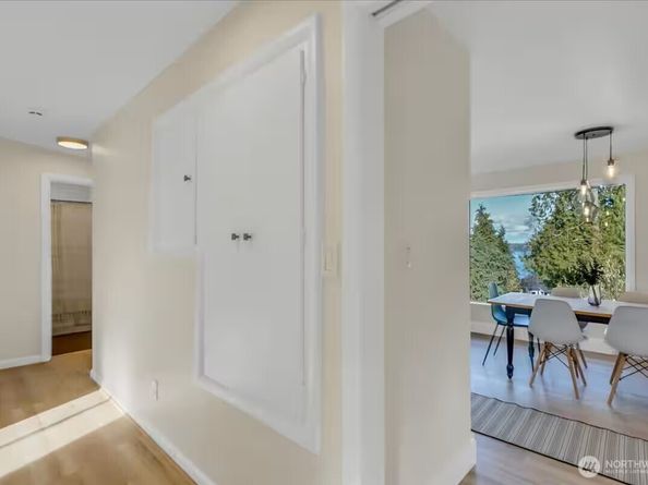 7528 S Lakeridge Dr, Seattle WA 98178