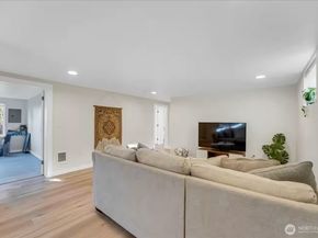 7528 S Lakeridge Dr, Seattle WA 98178