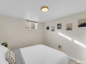 7528 S Lakeridge Dr, Seattle WA 98178