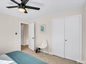 7528 S Lakeridge Dr, Seattle WA 98178