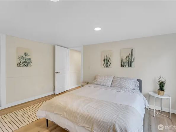 7528 S Lakeridge Dr, Seattle WA 98178