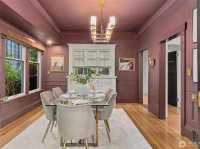 2553 5th Avenue N, Seattle WA 98109