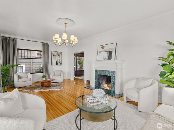 2553 5th Avenue N, Seattle WA 98109