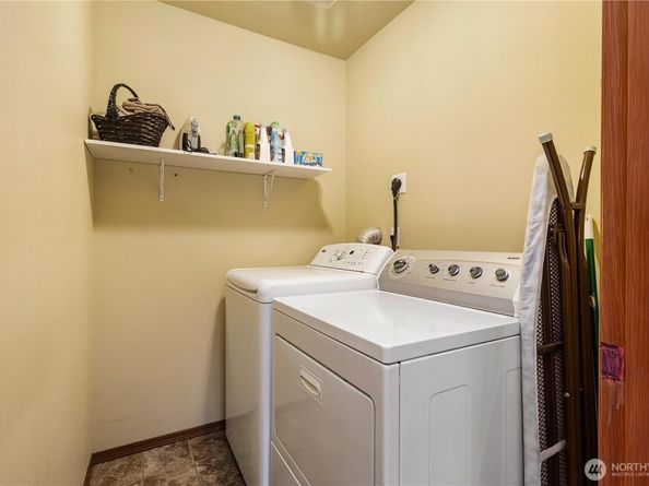 24129 NE 112th Lane 151, Redmond WA 98053