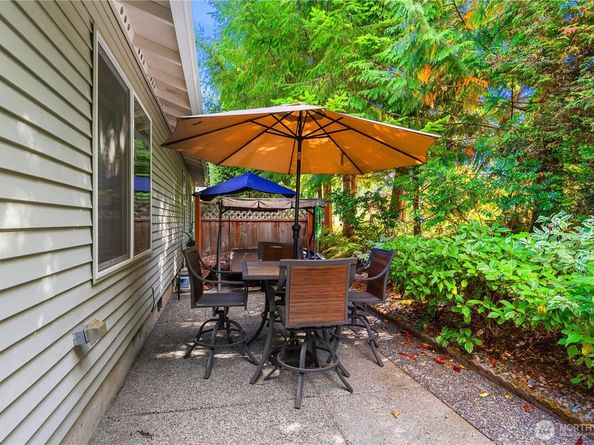 24129 NE 112th Lane 151, Redmond WA 98053
